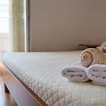 דירה Sea-view Retreat In צלינה