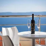 Sea-view Retreat In