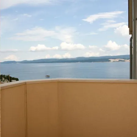 Apartment Sea-view Retreat In Celina