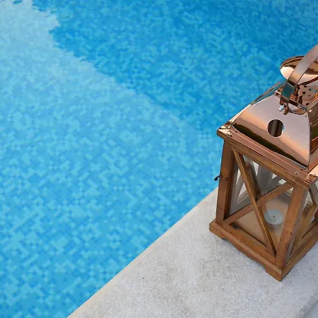 Sea View With A Shared Pool * Celina