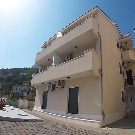 Apartment Sea View With A Shared Pool Celina