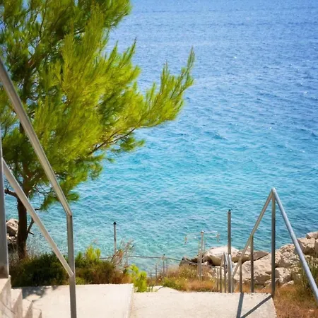 Apartment Sea View With A Shared Pool Celina