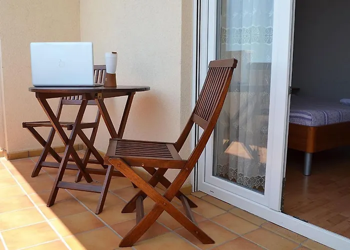 Sea-view Retreat In * سيلينا