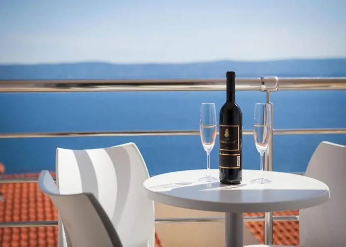 Sea-view Retreat In