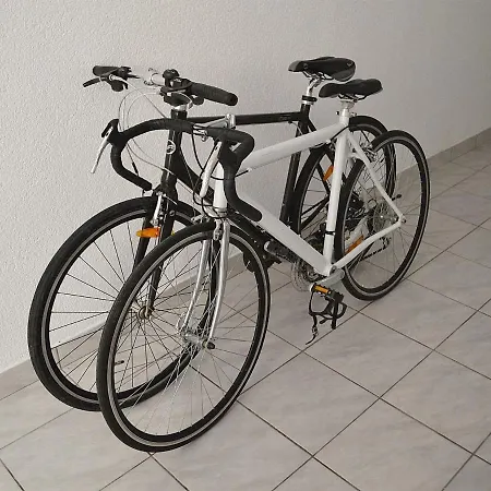 Sea-view Retreat In Celina