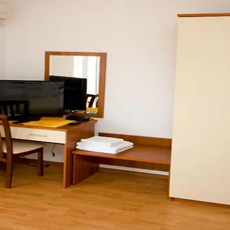 Sea-view Retreat In Čelina