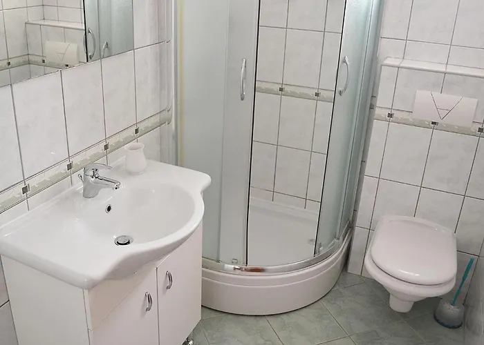 Sea-view Retreat In Lägenhet *